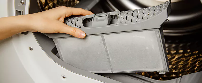 Signs Of A Clogged Dryer Lint Trap in Laurel, Virginia
